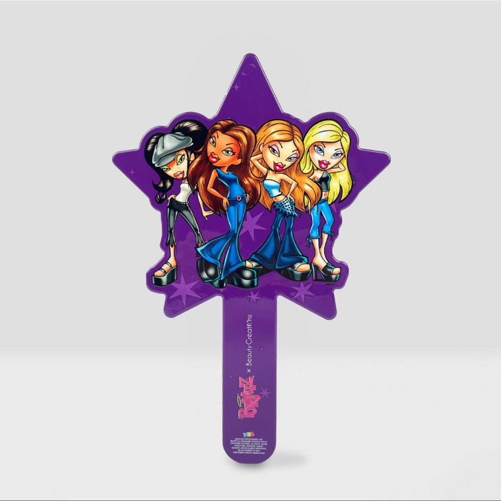 Bratz “Lookin’ Good” Handheld Mirror